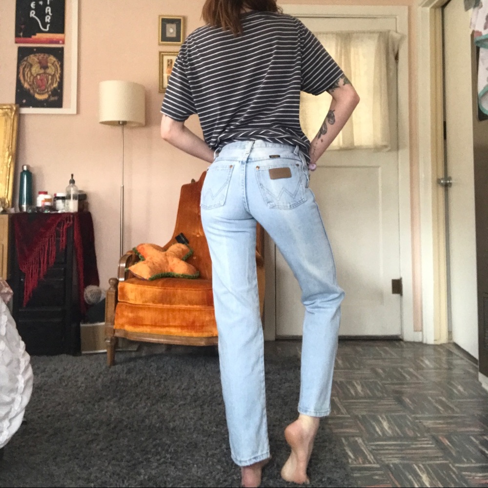 Vintage Wrangler light wash jeans